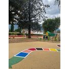 Rev&ecirc;tement b&eacute;ton drainant a liant organo-min&eacute;ral