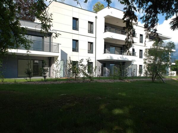 Plantations &agrave; L'&eacute;loge &agrave; Biviers