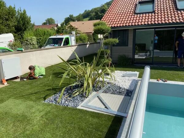 Am&eacute;nagement paysager devant une maison