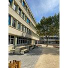 Rev&ecirc;tement de sol drainant et mobilier sur mesure