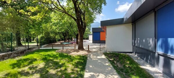 Am&eacute;nagement de l'&eacute;cole Barnave &agrave; Saint-&Eacute;gr&egrave;ve