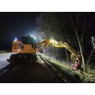 D&eacute;montage d'arbres en intervention nocturne sur l'autoroute