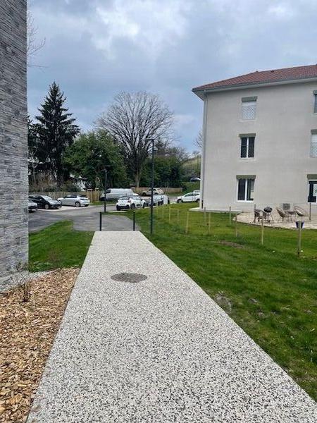 Cr&eacute;ation d'un cheminement en b&eacute;ton d&eacute;sactiv&eacute;