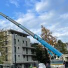 Grue mobile de 230 tonnes &eacute;quip&eacute;e d'une fl&egrave;che de 75 m