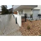 Ajout de copeaux de bois pour sol prot&eacute;g&eacute;