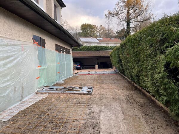 F&eacute;rraillage de la surface en b&eacute;ton d&eacute;sactiv&eacute;